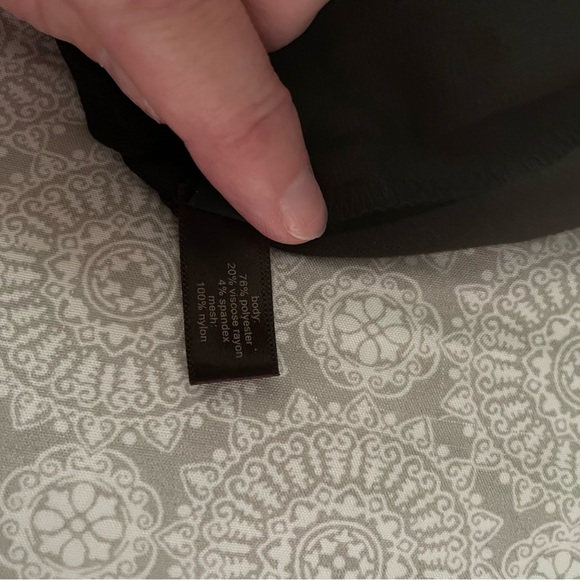 Perfect Christmas dress! - Picture 5 of 5